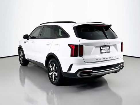 Used 2022 Kia Sorento EX w/ Panoramic Sunroof Package FWD image 8