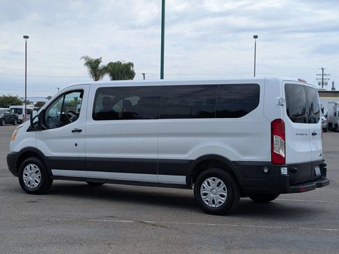 Used 2015 Ford Transit 350 XLT RWD image 5