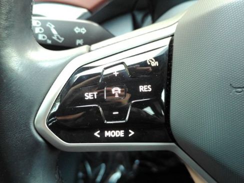 Used 2021 Volkswagen ID.4 Pro S w/ ID.4 Protection Package RWD image 38