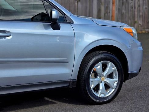 Used 2016 Subaru Forester 2.5i Premium AWD/4WD image 12