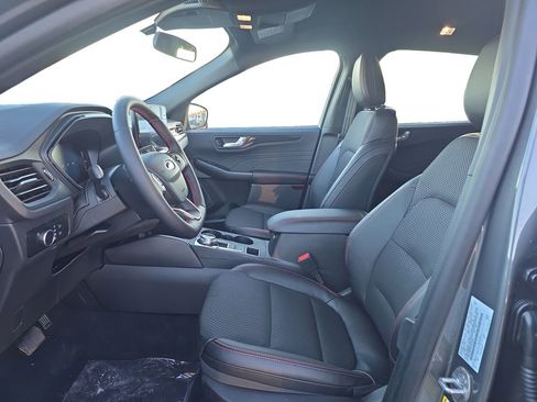 New 2026 Ford Escape ST-Line w/ Tech Pack #1 AWD/4WD image 9