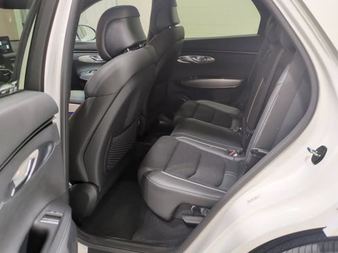 Certified 2025 Genesis GV70 3.5T Sport AWD/4WD image 14