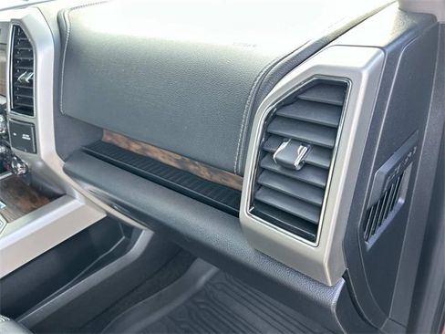 Certified 2019 Ford F150 Lariat w/ Equipment Group 501A Mid image 25