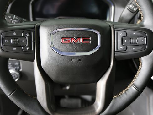 Used 2025 GMC Sierra 2500 AT4 w/ AT4 Premium Plus Package image 16