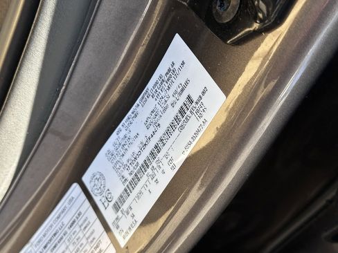 Used 2019 Ford F350 Lariat image 19