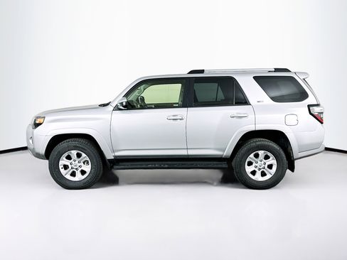Used 2024 Toyota 4Runner SR5 image 4