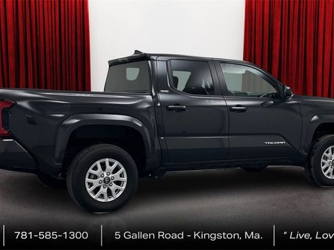 Used 2024 Toyota Tacoma SR5 image 5