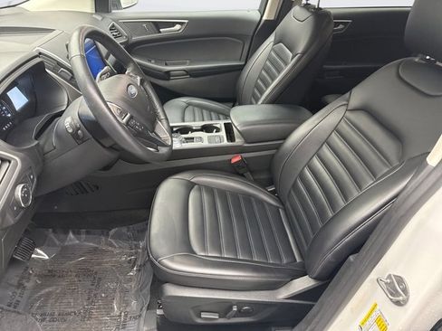 Used 2022 Ford Edge SEL image 11