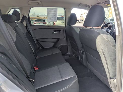 Used 2021 Nissan Rogue SV AWD/4WD image 31
