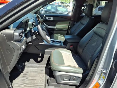 Used 2022 Ford Explorer Timberline AWD/4WD image 4