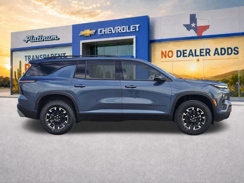 New 2026 Chevrolet Traverse Z71 w/ LPO, Floor Liner Package AWD/4WD image 7