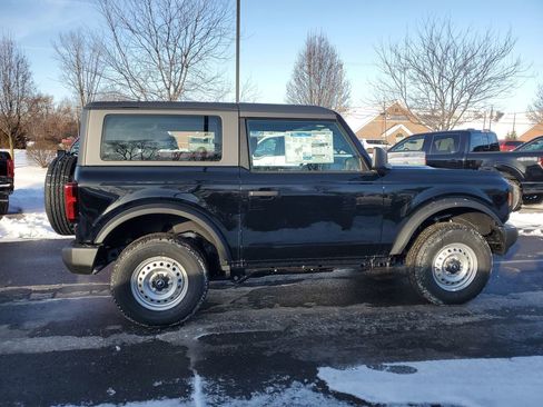 New 2025 Ford Bronco 2-Door image 30