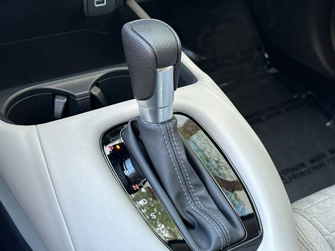 Used 2025 Honda HR-V LX image 20