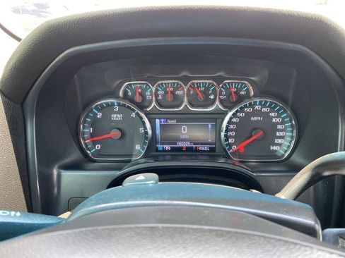 Used 2018 Chevrolet Silverado 1500 LT w/ Texas Edition RWD image 16