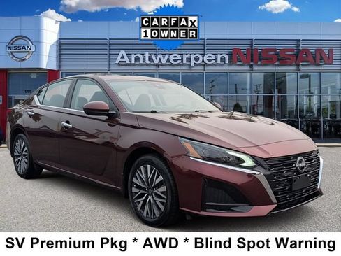 Used 2024 Nissan Altima 2.5 SV w/ SV Premium Package AWD/4WD image 1