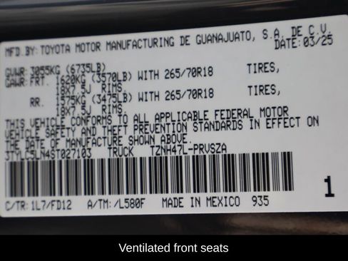 Used 2025 Toyota Tacoma Limited image 23