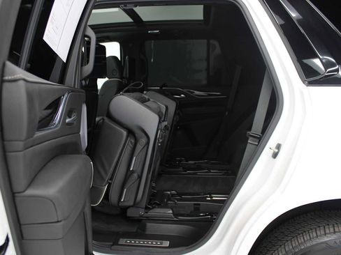 Used 2023 Cadillac Escalade V w/ LPO, ONYX Package image 55