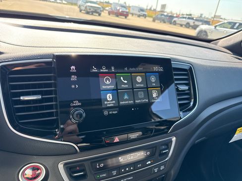 Used 2022 Honda Passport TrailSport image 23