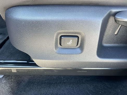 Used 2024 Toyota Tacoma SR5 image 18