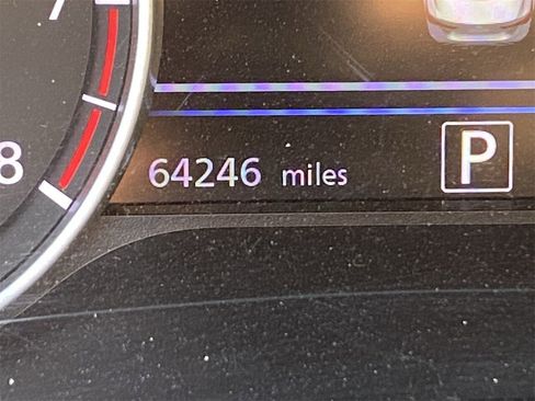 Used 2023 Nissan Sentra SR w/ Midnight Edition Package image 10