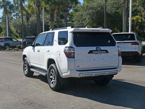 Used 2023 Toyota 4Runner TRD Off-Road image 4