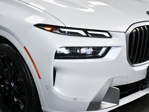 Used 2026 BMW X7 xDrive40i image 93