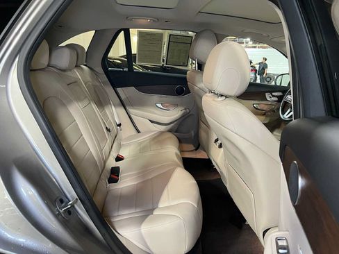 Certified 2022 Mercedes-Benz GLC 300 4MATIC image 13