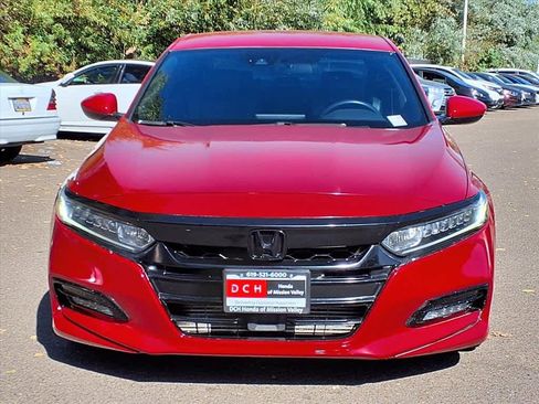 Used 2018 Honda Accord Sport image 2