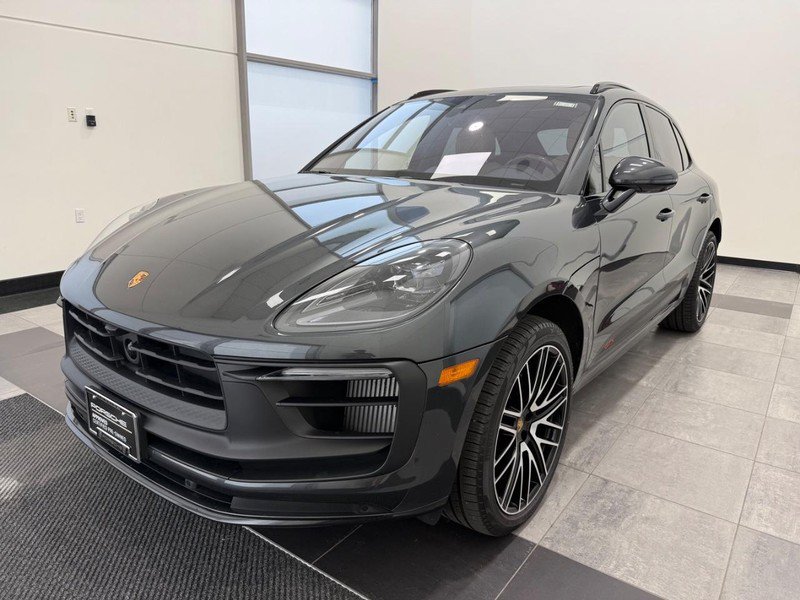 Certified 2024 Porsche Macan GTS AWD/4WD image 1