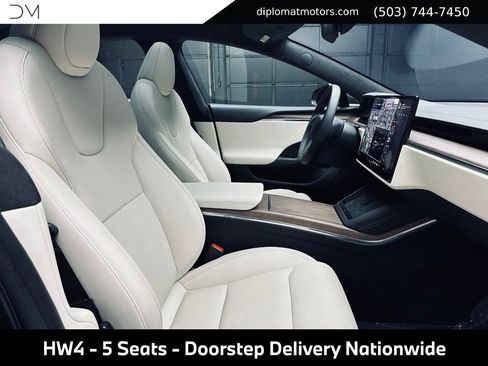 Used 2025 Tesla Model S AWD/4WD image 19