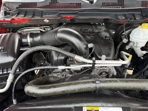 Used 2019 RAM 1500 Big Horn image 33