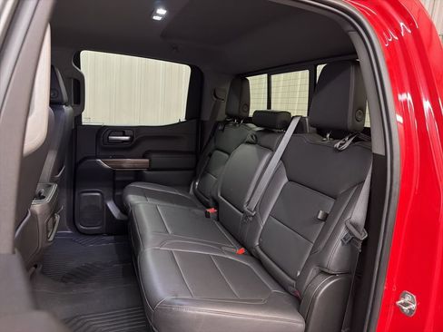 Used 2020 Chevrolet Silverado 1500 LT Trail Boss image 32