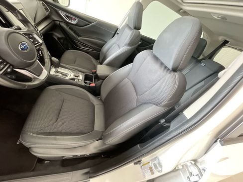 Used 2024 Subaru Forester Premium AWD/4WD image 11