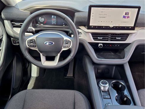 Used 2026 Ford Explorer Active RWD image 27