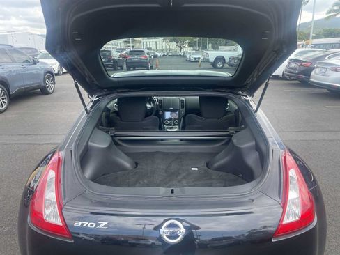 Used 2014 Nissan 370Z Coupe RWD image 19