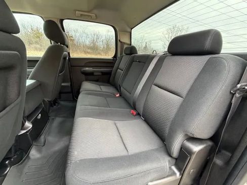 Used 2014 GMC Sierra 2500 SLE w/ HD SLE Premium Package image 11