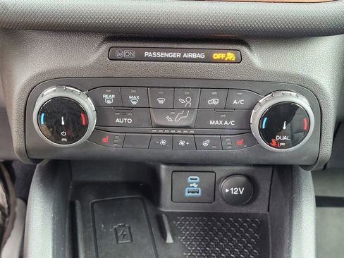 Used 2022 Ford Bronco Sport Outer Banks w/ Tech Package AWD/4WD image 19