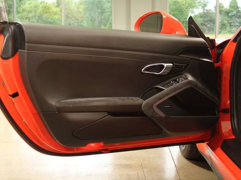 Used 2017 Porsche 911 Carrera GTS RWD image 29