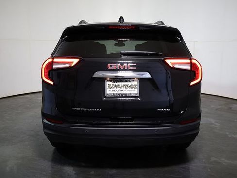 Used 2023 GMC Terrain SLE AWD/4WD image 10