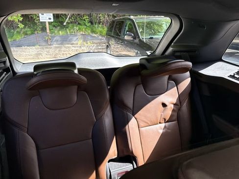 Used 2018 Volvo XC90 T8 Inscription AWD/4WD image 12