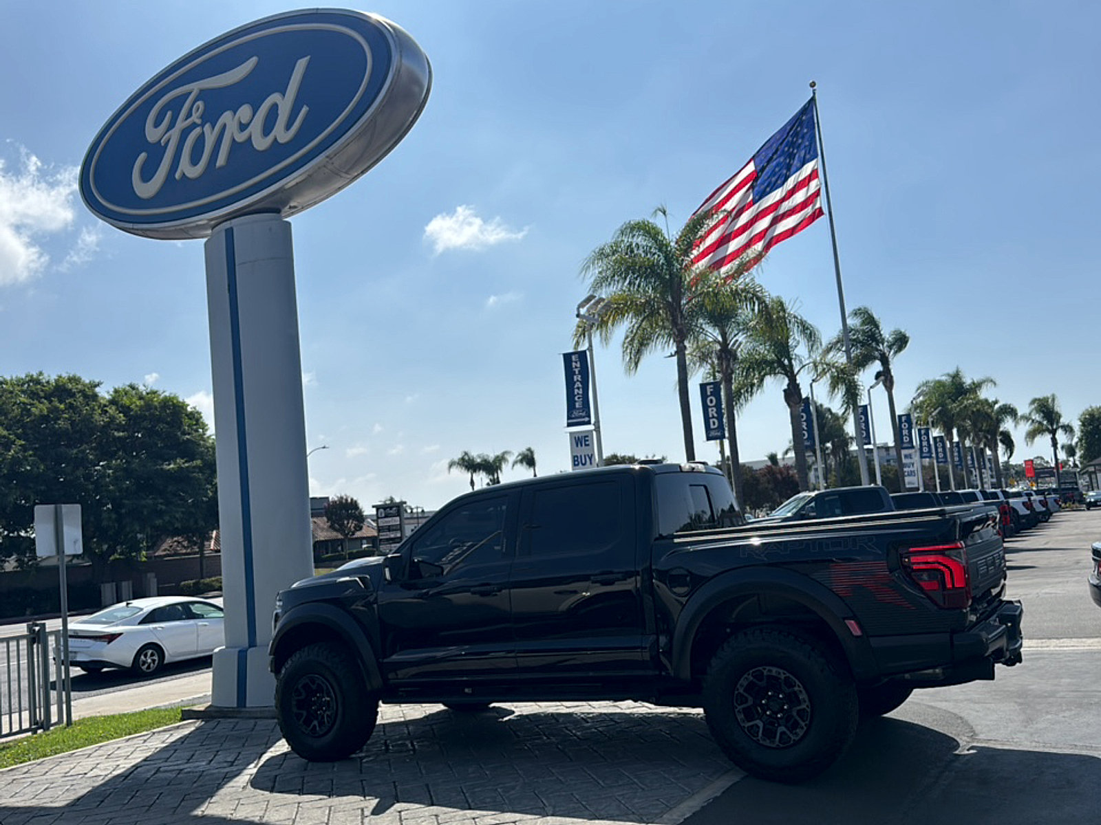 Used 2026 Ford F150 Raptor w/ Equipment Group 803A Raptor R AWD/4WD image 23