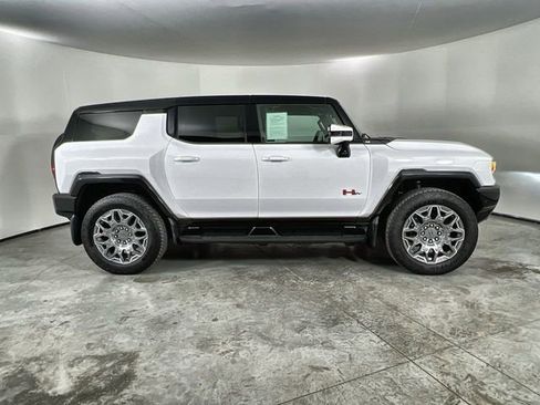 Used 2025 GMC Hummer EV 3X w/ LPO, Sport Package image 9