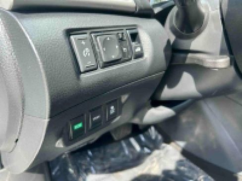 Used 2016 Nissan Sentra SR w/ Protection Package image 23