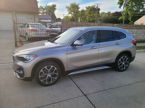 Used 2021 BMW X1 xDrive28i w/ Convenience Package image 10