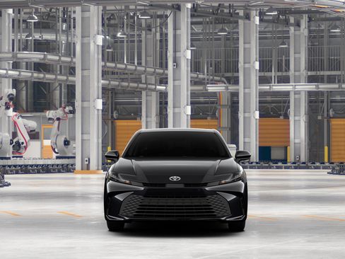 New 2026 Toyota Camry LE FWD image 17