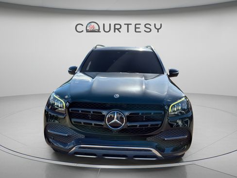 Used 2020 Mercedes-Benz GLS 450 4MATIC image 10