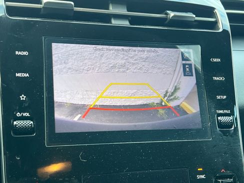 Certified 2024 Hyundai Santa Cruz SEL image 19