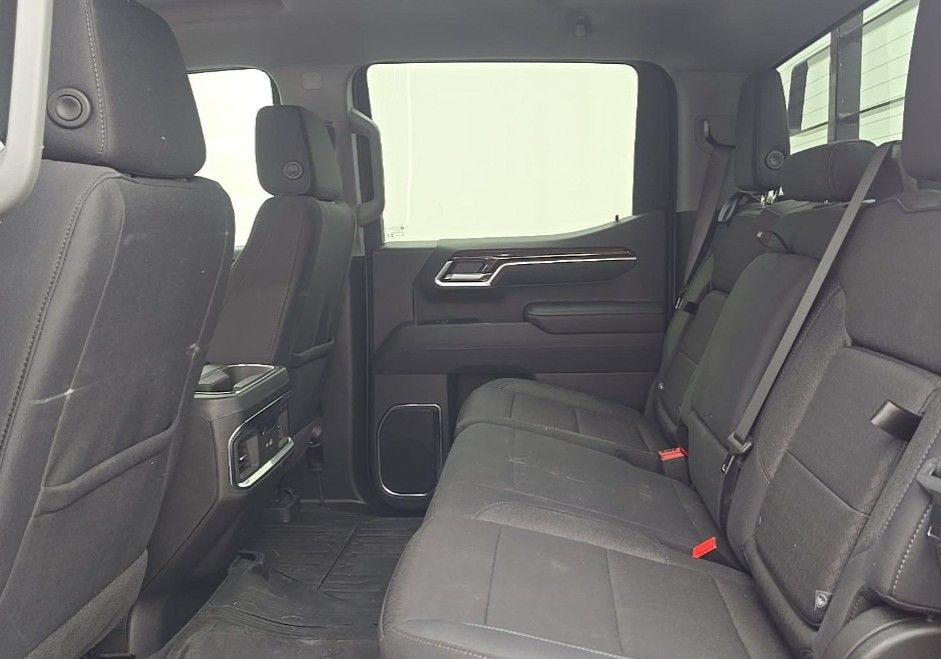 Used 2025 GMC Sierra 1500 Elevation w/ X31 Off-Road Package AWD/4WD image 7