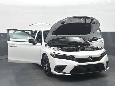 Used 2023 Honda Civic Sport image 36