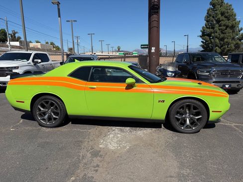 Used 2015 Dodge Challenger R/T Plus RWD image 7